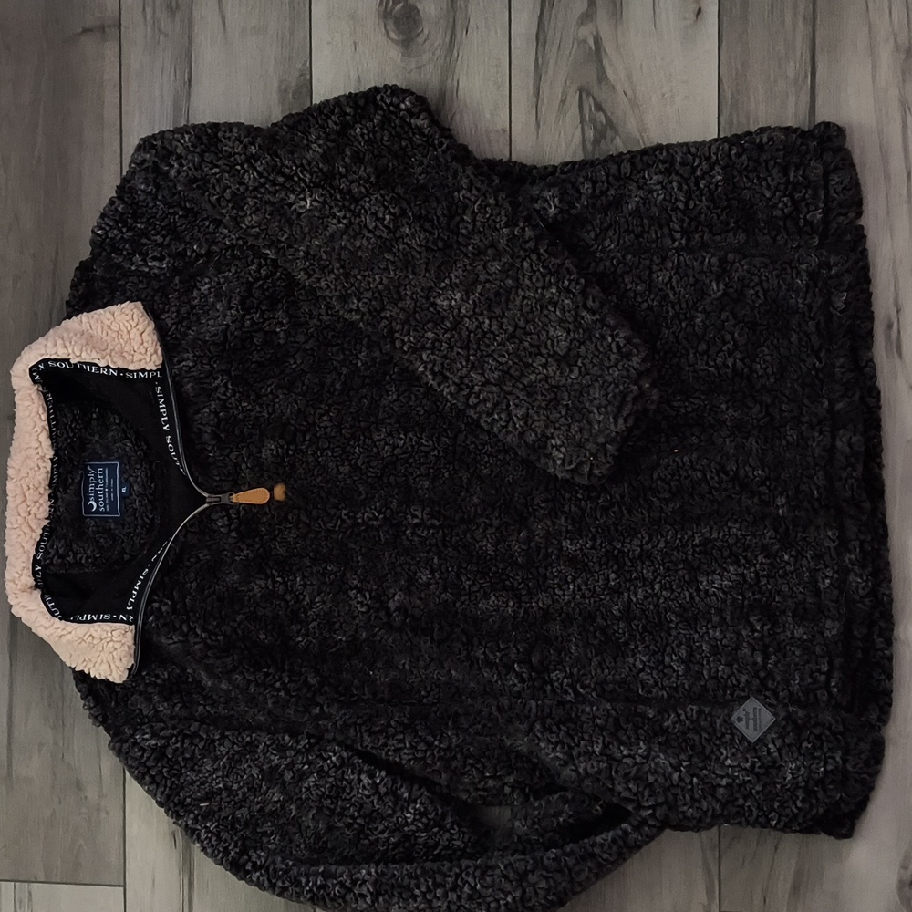 Simply Southern Grey With Tan Collar Sheepa